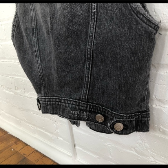 H&M denim vest - Picture 5 of 7